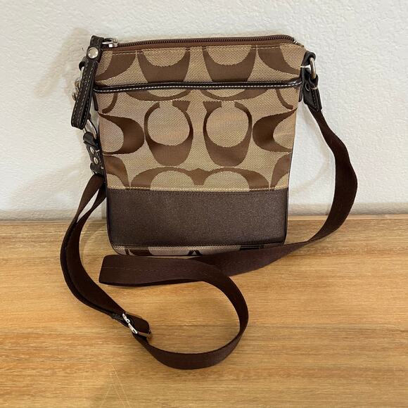 Coach Signature Logo Swingpack Crossbody Bag Purse Brown Adjustable Strap Y2K - Picture 1 of 10